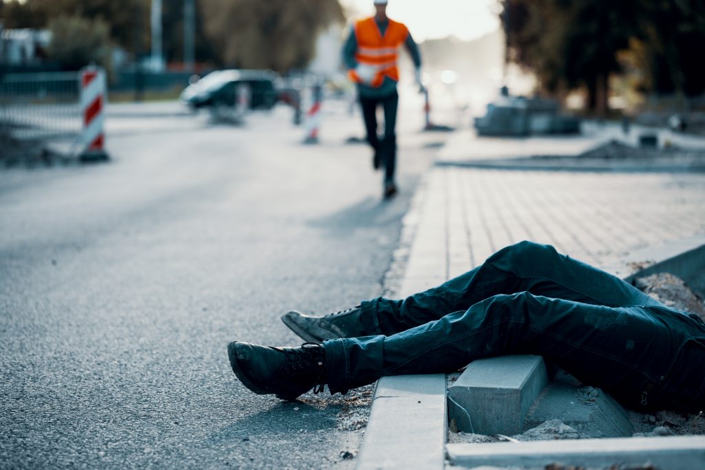 trip and fall on uneven sidewalk nyc